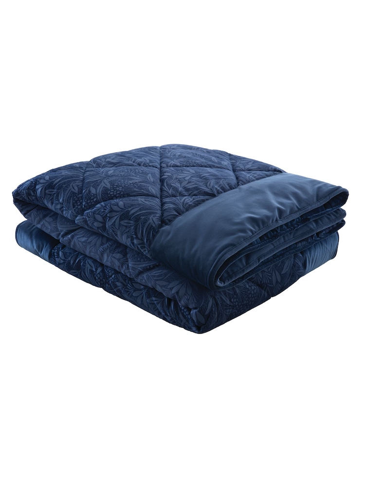 Laura Ashley Navy Blue Barley Embossed Quilted Bedspread - Image 2 of 4 Laura Ashley Navy Blue Barley Embossed Quilted Bedspread - Image 2 of 4