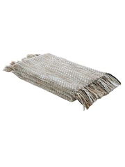 Laura Ashley Natural Liberton Throw - Image 3 of 4