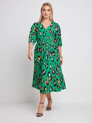 Yours Curve Green Limited Collection Leopard Print Textured Wrap Dress - Image 2 of 5