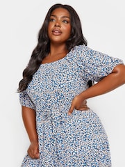 Yours Curve Blue Ditsy Floral Tiered Maxi Dress - Image 4 of 5