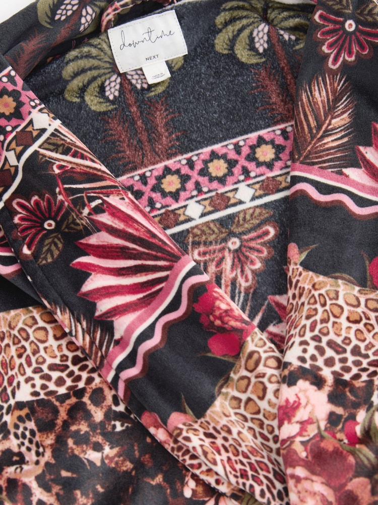 Black Palms Supersoft Dressing Gown - Image 10 of 10