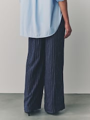 Rayas diplomáticas azules - Linen Rich Wide Leg Trousers - Imagen 4 de 9