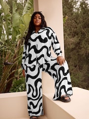 Yours Curve 100% Cotton Abstract Print Crinkle Beach Shirt - Imagen 1 de 6