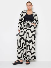 Yours Curve 100% Cotton Abstract Print Crinkle Beach Shirt - Imagen 4 de 6