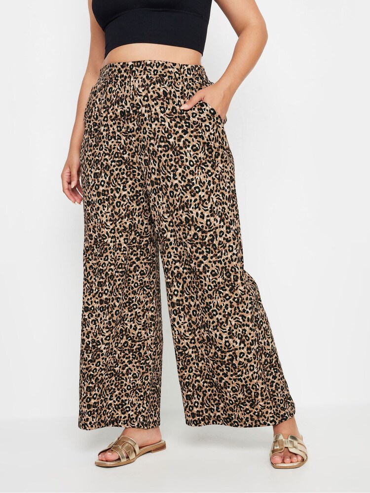 Yours Curve Black Leopard Leopard Crinkle Trousers - Image 2 of 5