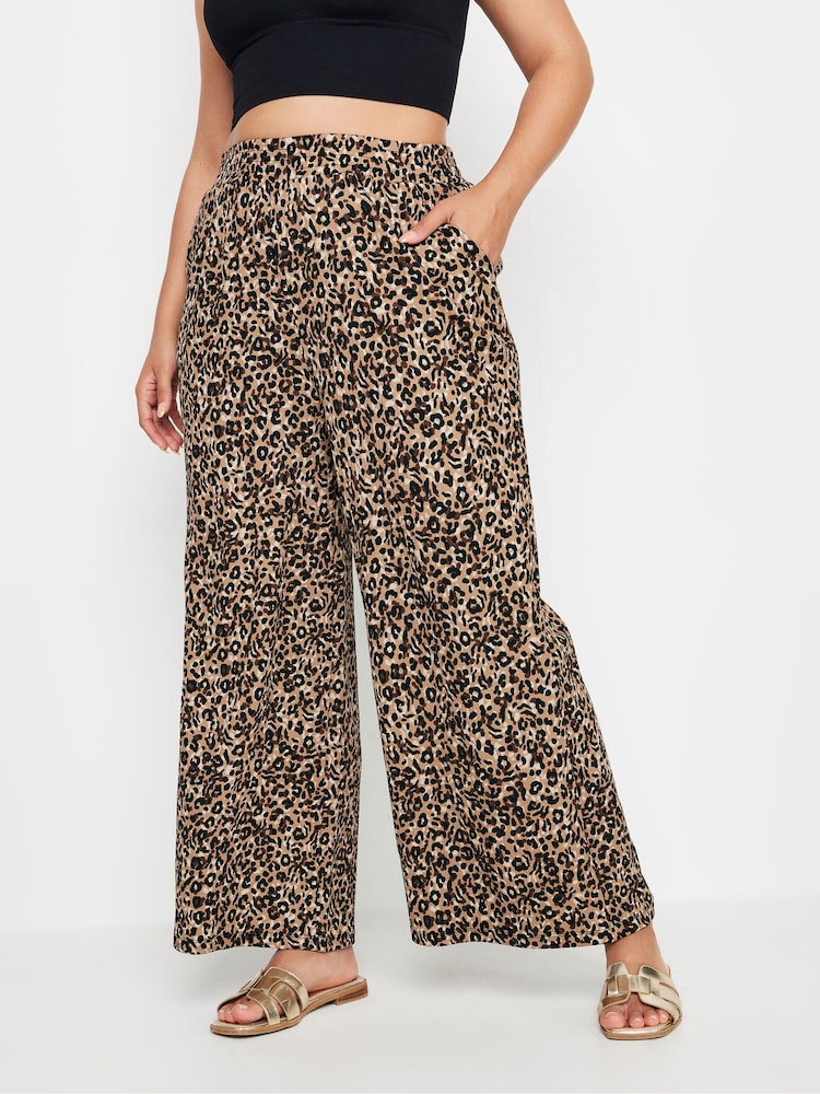 Yours Curve Black Leopard Leopard Crinkle Trousers - Image 2 of 5 Yours Curve Black Leopard Leopard Crinkle Trousers - Image 2 of 5