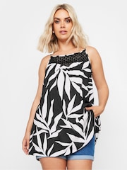 Schwarz - Yours Curve Crochet Detail Vest - Bild 1 von 5