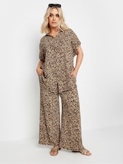 Yours Curve Black Leopard Leaf Crinkle Short Sleeve Shirt - Image 2 of 5