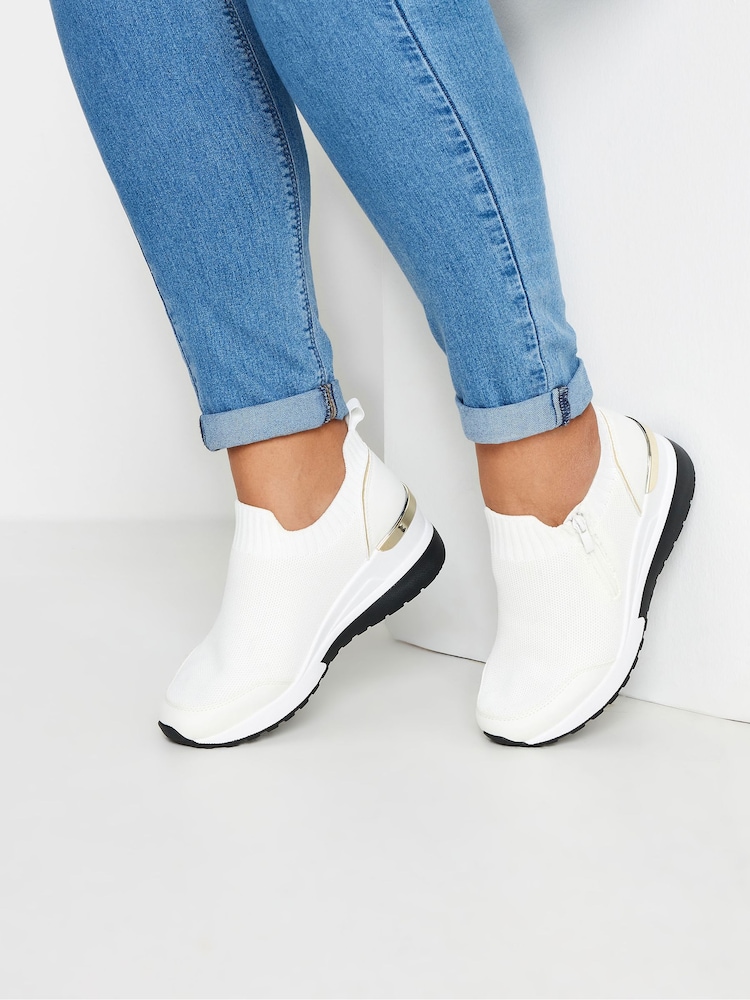Blanco - Zapatillas de deporte con plataforma y ribete de corte extraancho en forma de E Meic de Yours Curve - Imagen 1 de 5 Blanco - Zapatillas de deporte con plataforma y ribete de corte extraancho en forma de E Meic de Yours Curve - Imagen 1 de 5