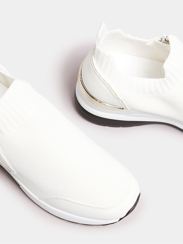 Blanco - Zapatillas de deporte con plataforma y ribete de corte extraancho en forma de E Meic de Yours Curve - Imagen 5 de 5 Blanco - Zapatillas de deporte con plataforma y ribete de corte extraancho en forma de E Meic de Yours Curve - Imagen 5 de 5