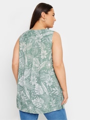 Yours Curve Green Leaf Print Pleat Front Vest Top - Image 3 of 5