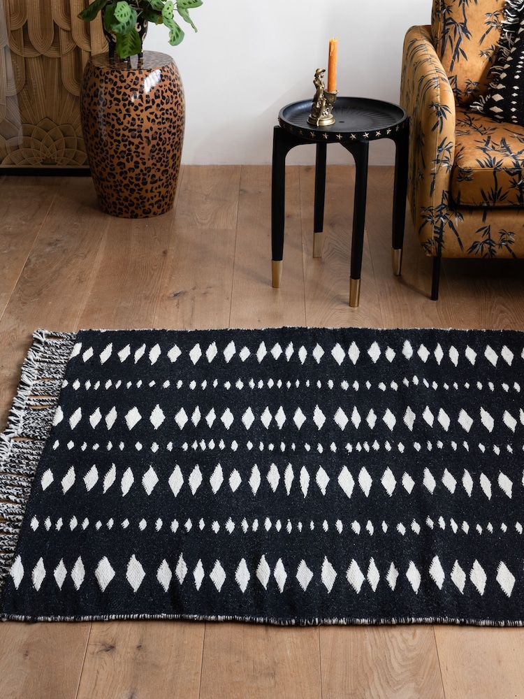 Rockett St George Black Geo Cowboy Flatweave Wool Rich Rug - Image 2 of 5