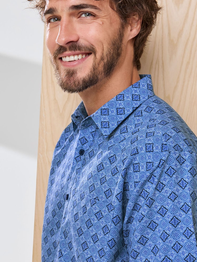 Cotton Traders Blue Signature Short Sleeve Soft Touch Print Shirt - Image 4 of 4 Cotton Traders Blue Signature Short Sleeve Soft Touch Print Shirt - Image 4 of 4