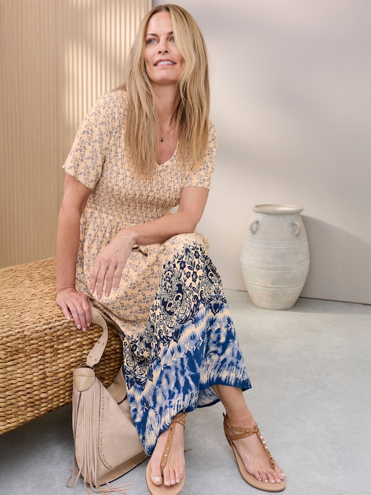 Cotton Traders Blue V- Neck Printed Maxi Dress - Image 2 of 4 Cotton Traders Blue V- Neck Printed Maxi Dress - Image 2 of 4