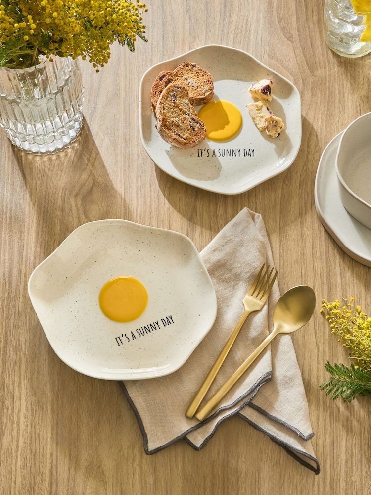 Set aus 2 Slogan-Seitentellern mit Eiermotiv - Bild 1 von 4 Set aus 2 Slogan-Seitentellern mit Eiermotiv - Bild 1 von 4