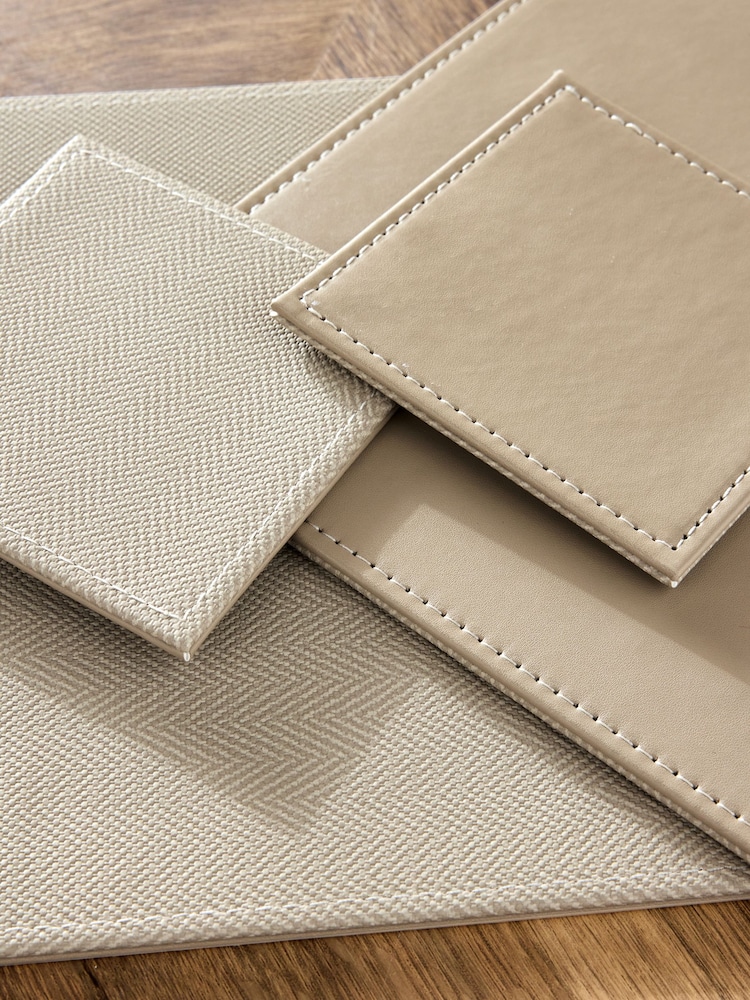 Komplet 4 Rectangle obojestransko (nošenje) Faux Leather pogrinjek and podstavek za kozarec/steklenico - Slika 2 iz 4 Komplet 4 Rectangle obojestransko (nošenje) Faux Leather pogrinjek and podstavek za kozarec/steklenico - Slika 2 iz 4