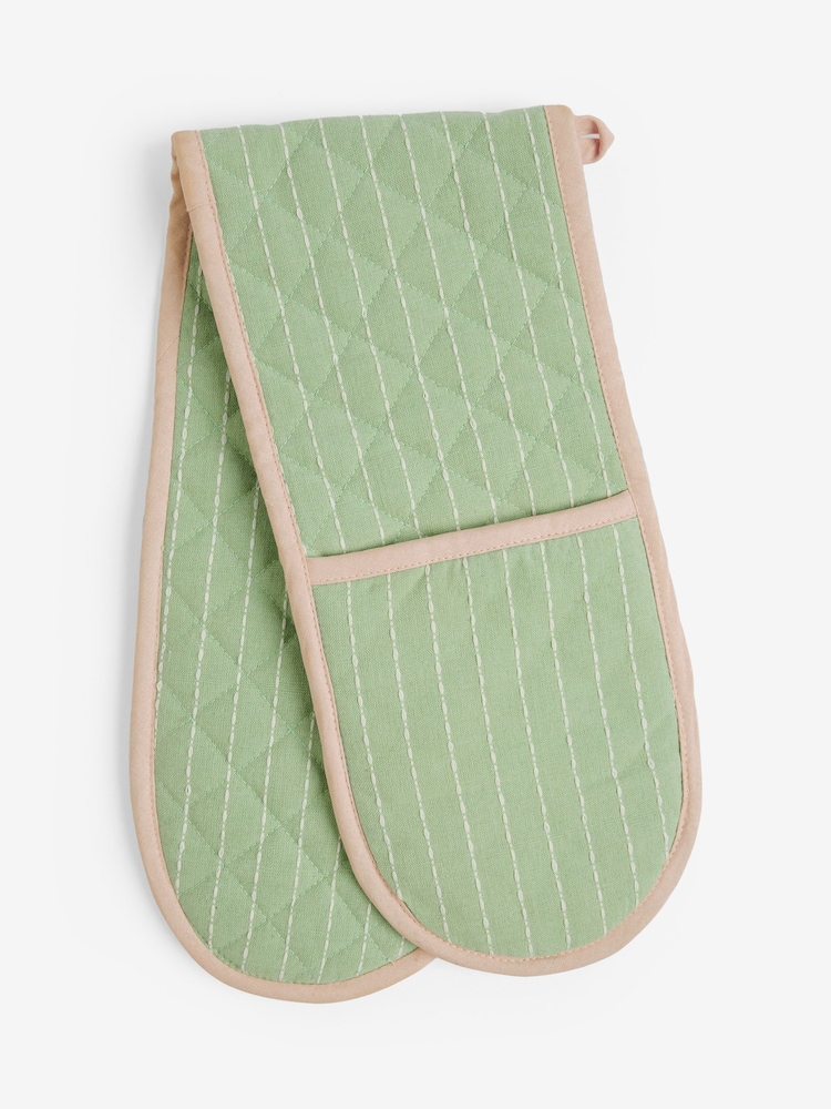 Green Stripe Oven Gloves - Image 4 of 4