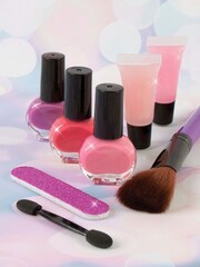 Make It Real Glamour Makeup Tin - Image 3 of 6