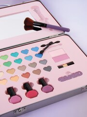 Make It Real Glamour Makeup Tin - Image 4 of 6