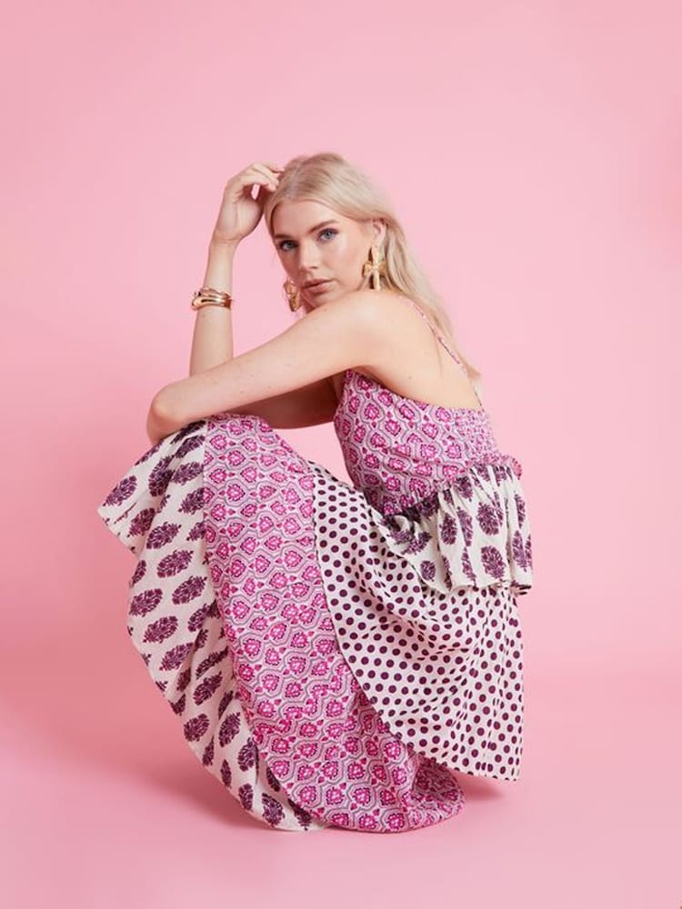 Another Sunday Mix Print Floral Polka Dot Pink Tiered 100% Cotton Cami Midi Dress - Bild 3 von 3 Another Sunday Mix Print Floral Polka Dot Pink Tiered 100% Cotton Cami Midi Dress - Bild 3 von 3