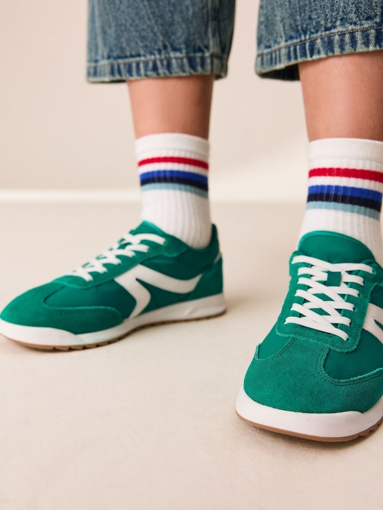Grün - Elastischer Sportschuh mit Schnürung - Bild 2 von 7 Grün - Elastischer Sportschuh mit Schnürung - Bild 2 von 7