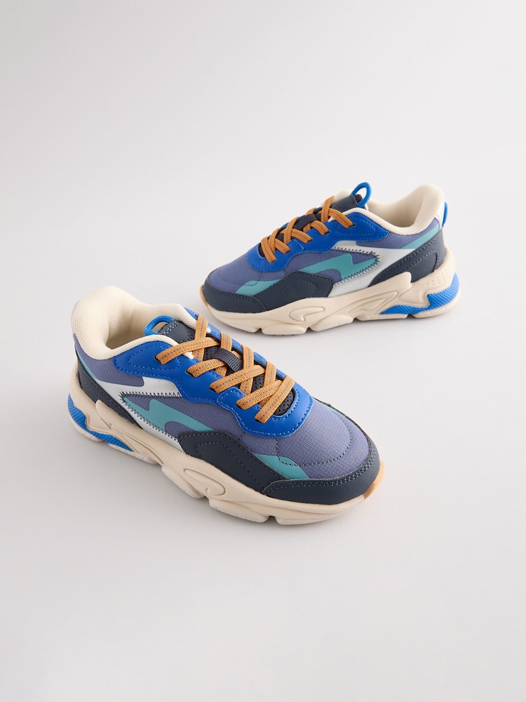 Blau - Elastischer Sportschuh mit Schnürung - Bild 1 von 5 Blau - Elastischer Sportschuh mit Schnürung - Bild 1 von 5