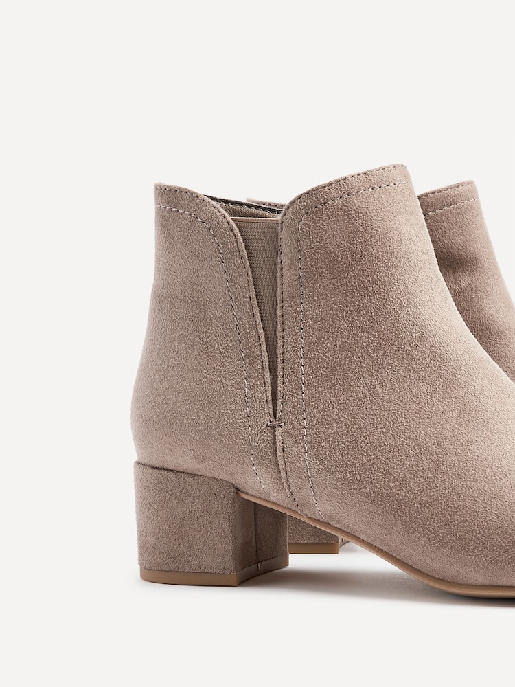 Linzi Nude Manor Low Block Heeled Ankle Boots - Image 5 of 5 Linzi Nude Manor Low Block Heeled Ankle Boots - Image 5 of 5