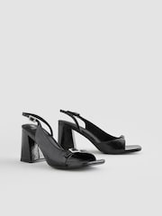 Noir - Forever Comfort® Square Toe Buckle Trim Block Slingback Sandals (Sandales à talon aiguille) - Image 3 of 7