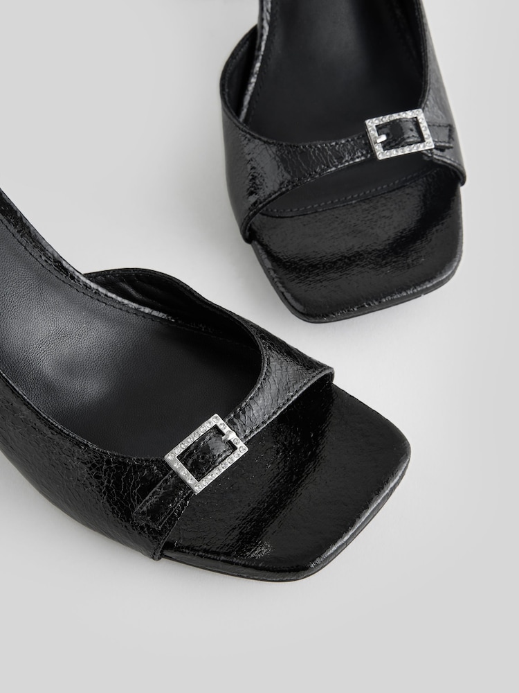 Noir - Forever Comfort® Square Toe Buckle Trim Block Slingback Sandals (Sandales à talon aiguille) - Image 5 of 7