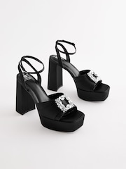 أسود - صندل بكعب عريض مرتفع مرصع من ‎Forever Comfort®‎ - صورة 7 من 11