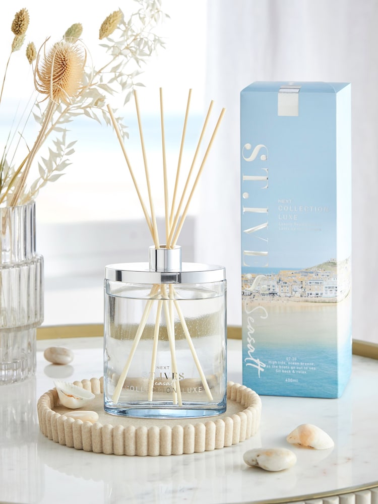 Collection Luxe St Ives 400ml 60ml Fragranced Reed Diffuser - Image 1 of 4