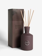 Country Luxe Berry and Bay 400ml Luxury Fragranced Reed Diffuser - Image 3 of 4