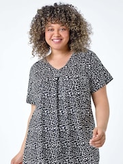 Roman Black Pleat Front Printed Stretch Top - Image 4 of 5