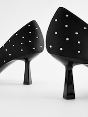 Black Forever Comfort® Jewel Corsage Point Toe Heels - Image 9 of 11