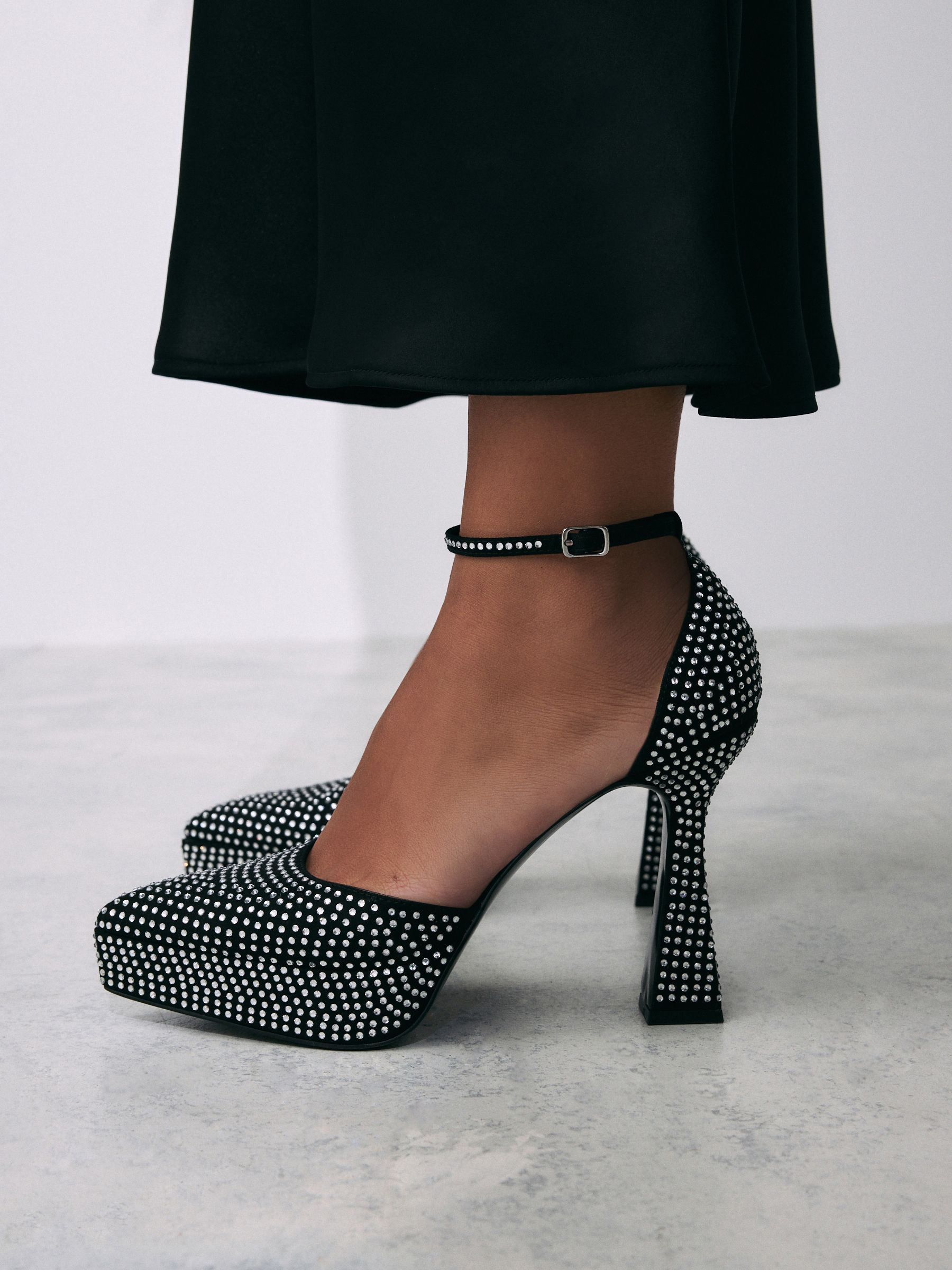 Acheter Noir Forever Comfort Plate forme Sandales pointues from Next Luxembourg