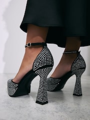 Black Forever Comfort® Platform Pointed Sandals - Image 5 of 6