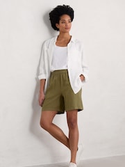 Grün - Seasalt Cornwall – Aviso – bedruckte Shorts aus 100 % Leinen - Bild 3 von 5