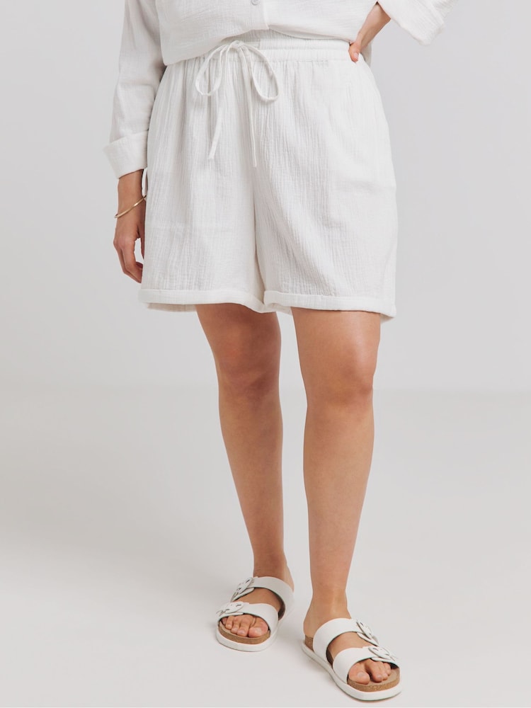Simply Be White Cheesecloth Shorts - Image 4 of 4
