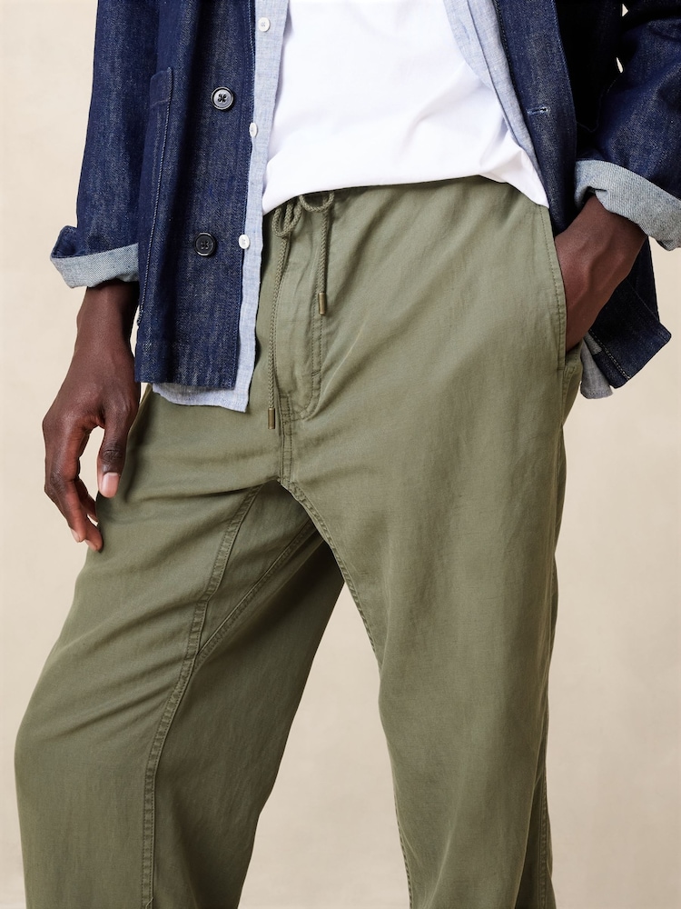 Banana Republic Green Tencel-Linen Pull On Trousers - Image 3 of 3