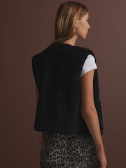 Black Teddy Borg Gilet - Image 4 of 8