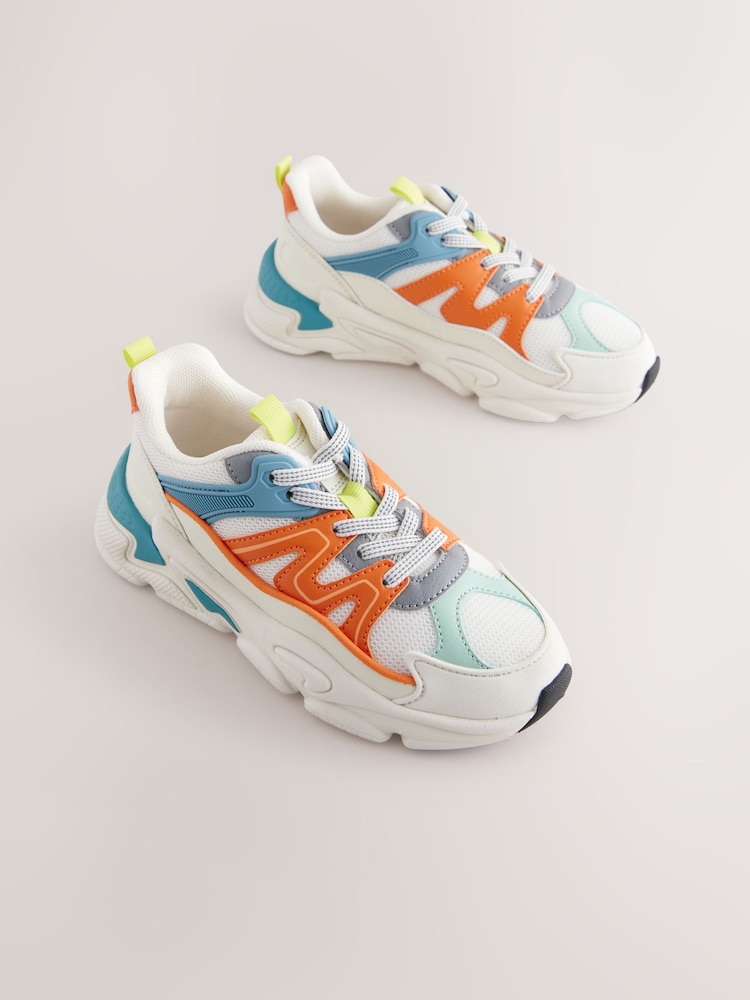 Weiß/Farbblockdesign - Elastischer Sportschuh mit Schnürung - Bild 1 von 5 Weiß/Farbblockdesign - Elastischer Sportschuh mit Schnürung - Bild 1 von 5