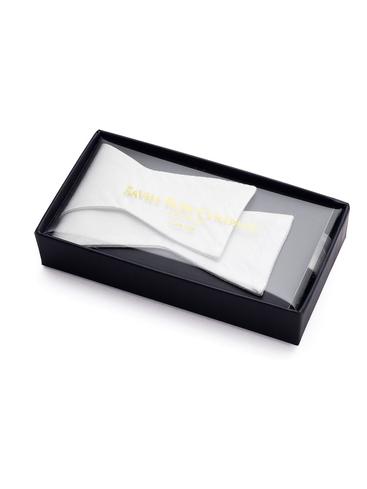 Savile Row Company White Pure Silk Self Bow Tie - Image 3 of 3