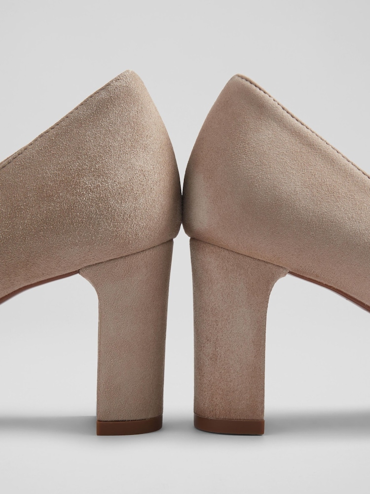 LK Bennett Beige Natural Winola Suede Round Toe Courts - Image 4 of 4 LK Bennett Beige Natural Winola Suede Round Toe Courts - Image 4 of 4