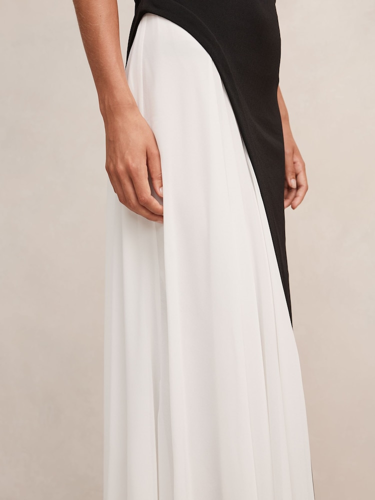Forever New Black Camille Off Shoulder Contrast Maxi Dress - Image 4 of 4
