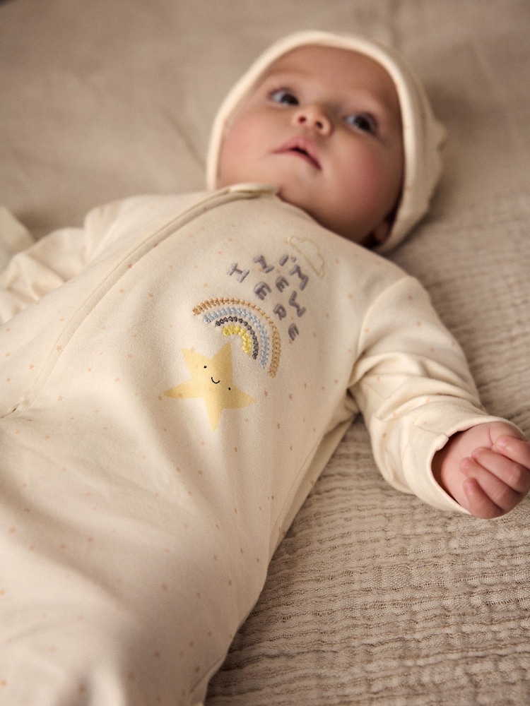 White I'm New Here Baby 100% Cotton Sleepsuit and Hat Set (0-6mths) - Image 4 of 14