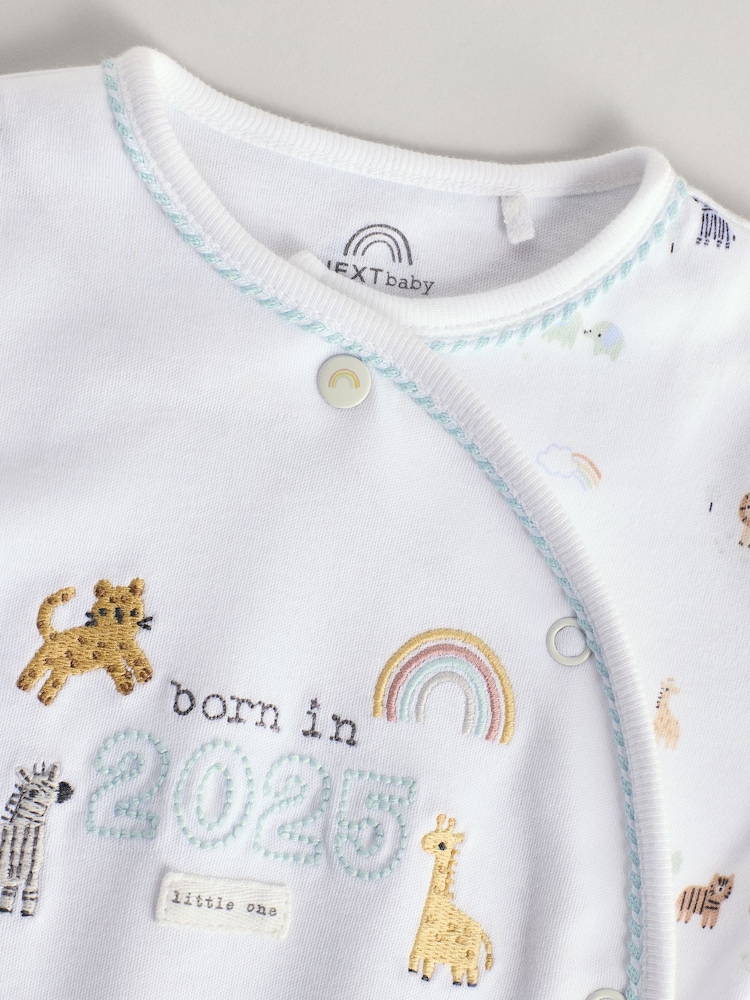 Wit - Born in 2025 baby pyjama en muts set (0 - 9 mnd) - Image 3 of 11