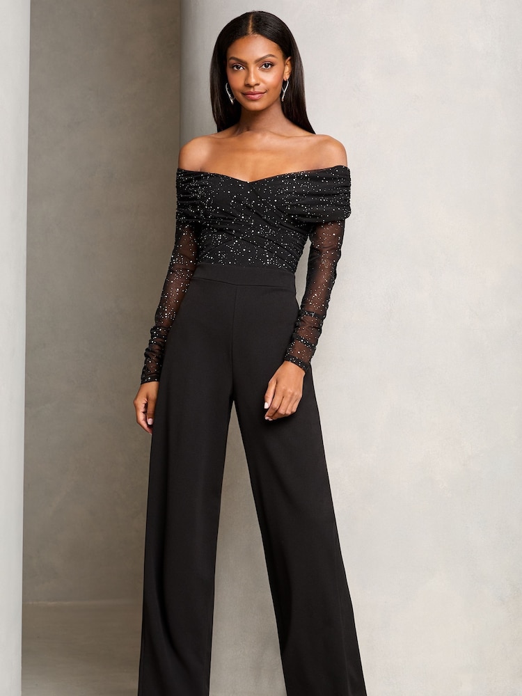 Lipsy Bardot Jumpsuit aus glitzerndem Netzstoff - Bild 1 von 4 Lipsy Bardot Jumpsuit aus glitzerndem Netzstoff - Bild 1 von 4