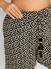 Yours Curve Black Geometric Print Tassel Shorts - Image 4 of 5