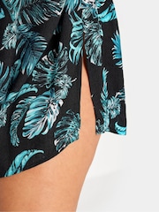 Yours Curve Black Tropical Print Crinkle Beach Shirt - Image 4 of 5