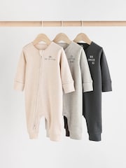 Diseño con eslogan en tono neutro - Pack de 3 pijamas tipo pelele de algodón 100 % con cremallera bilateral y diseño sin calcetín para bebé (0 meses - 3 años) - Imagen 1 de 12